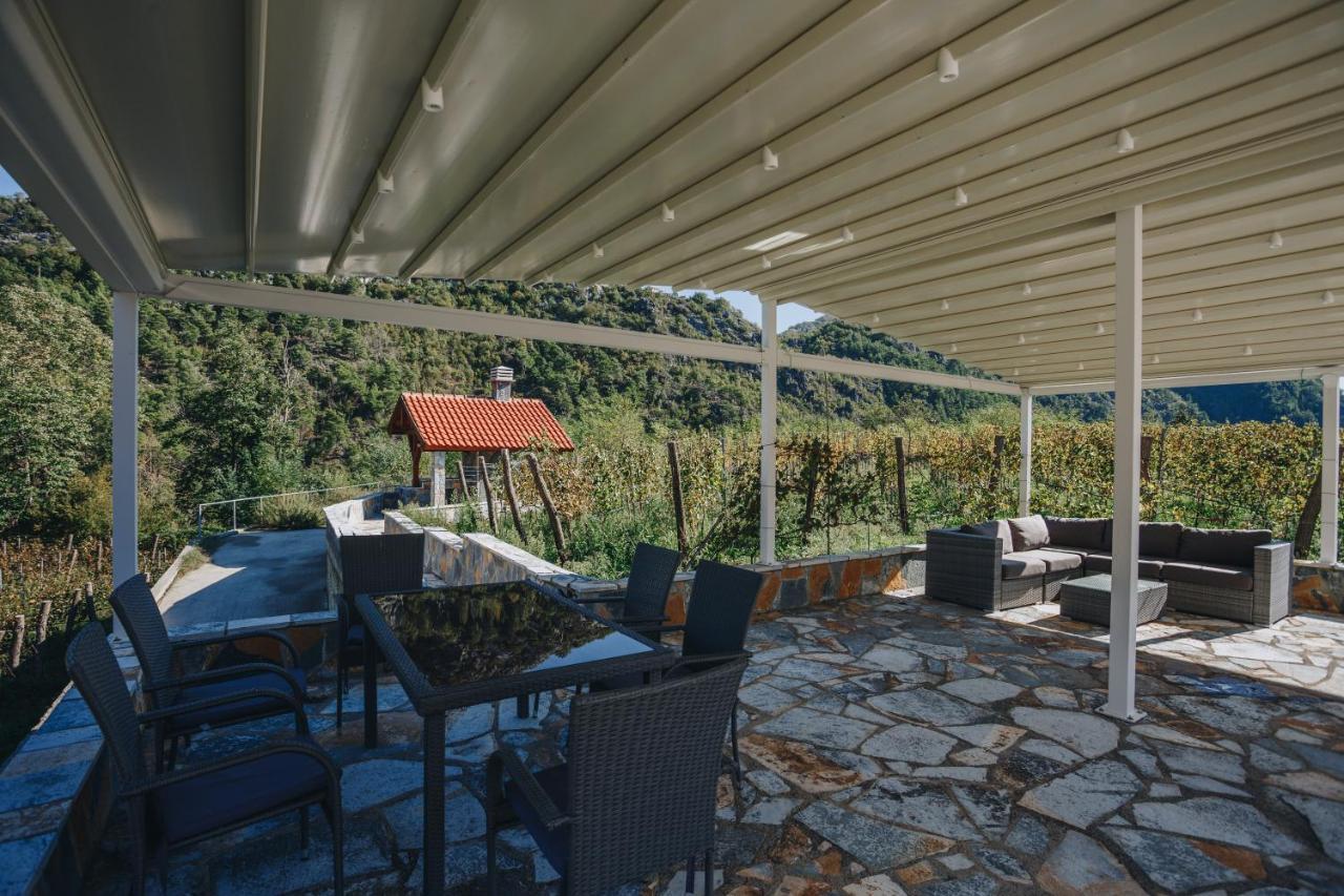 Eco Winery Lipovac Apartments Cetinje Ngoại thất bức ảnh