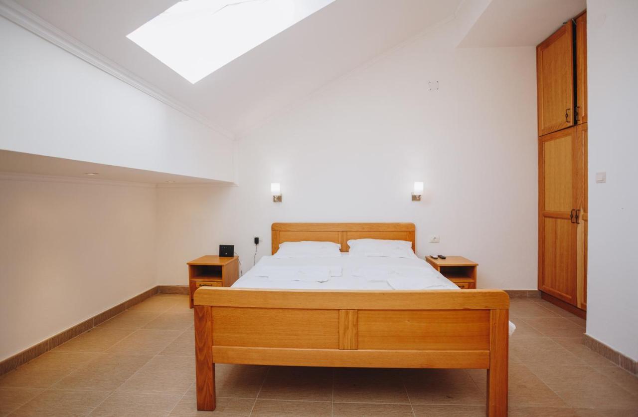 Eco Winery Lipovac Apartments Cetinje Ngoại thất bức ảnh